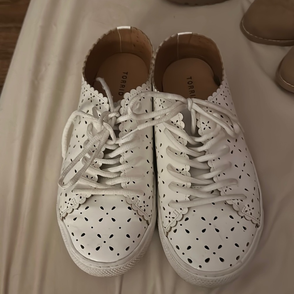 EUC torrid laxer cut sneakers worn twice